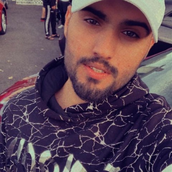 Meet your Posher, Ahmed - Picture 1 of 1